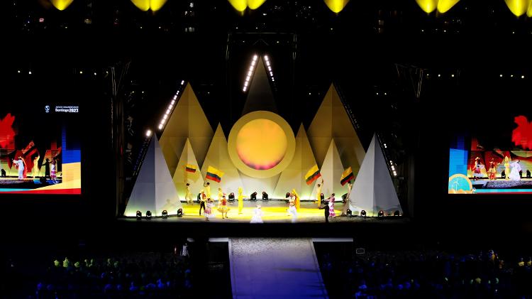 Chile abre Jogos Pan-Americanos com show de cores, música e dança