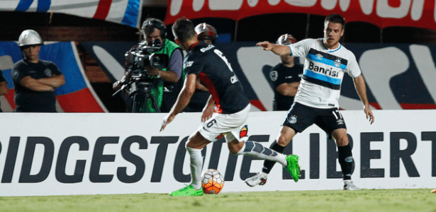 Grêmio usa expulsão de Ramiro como exemplo e quer controlar indignação