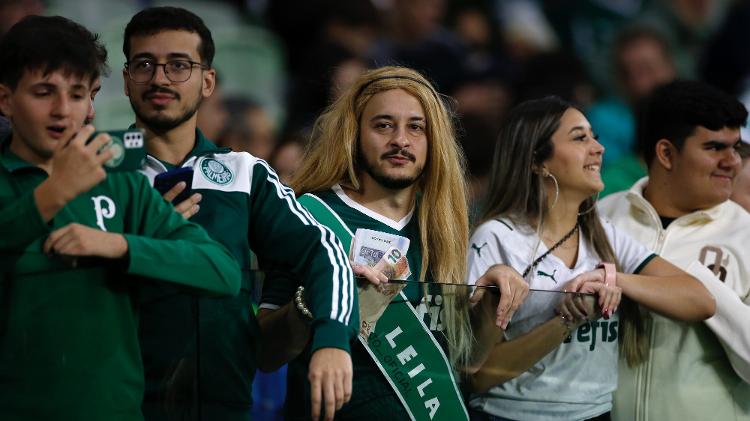 Leila diz que título do Palmeiras foi épico e pede calma à torcida