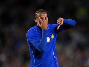 João Pedro faz hat-trick em amistoso do Chelsea que tem volta de Estêvão