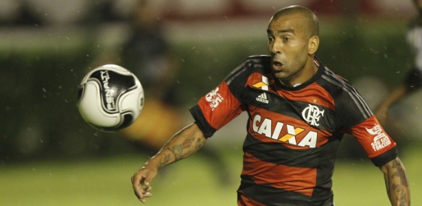 Fica? Emerson Sheik aguarda definição do Flamengo até o fim da semana