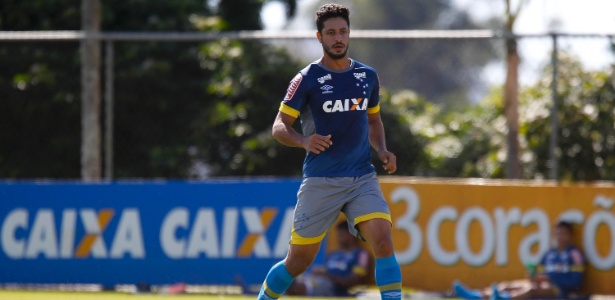 Saudade da família fez cruzeirense se tornar religioso na adolescência