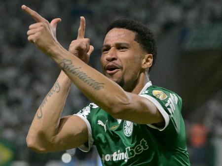 NELSON ALMEIDA / AFP