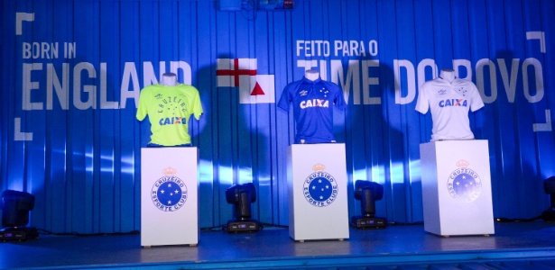 Cruzeiro fatura R$ 1,5 mi com camisa e parceria com Umbro pode igualar 2015