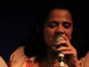 Morre Débora Cruz; sambista tinha 45 anos e era sobrinha de Arlindo Cruz