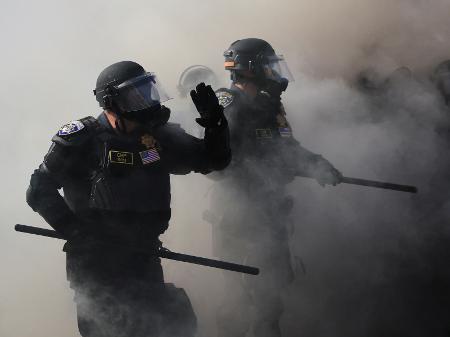 REUTERS/Daniel Cole