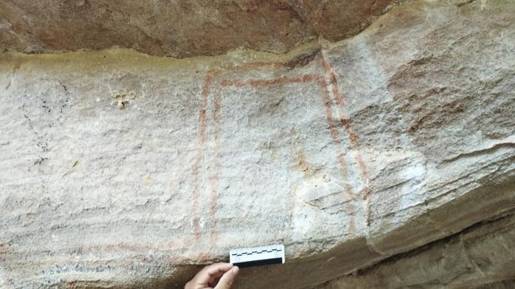 Sítio arqueológico Pedra Letrada, em Manari (PE)