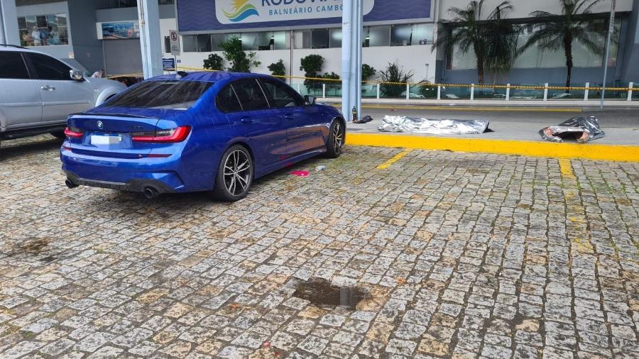 Quatro jovens foram encontrados mortos dentro de BMW