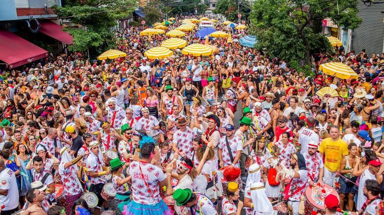 Bloco de rua em Pinheiros, no Carnaval de 2019