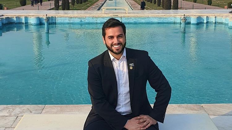 Filipe Martins, então assessor de Bolsonaro, entregou uma minuta golpista ao presidente, disse Cid Filipe Martins, então assessor de Bolsonaro, entregou uma minuta golpista ao presidente, disse Cid
