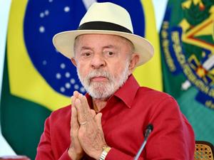 Lula propõe o fim da escala 6x1 em discurso no Dia do Trabalho