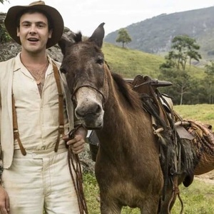 Com vampira e mula sem cabeça, Êta Mundo Melhor não tem mais o que inventar