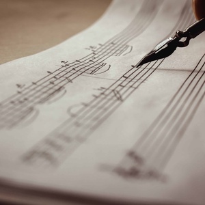 Notas musicais escritas à mão